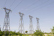 pylones électrique dans la campagne pylones électrique dans la campagne