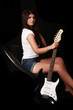 Musikerin mit E Gitarre