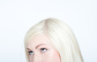 Foto: Girl looking with bright blue eyes Girl looking with bright blue eyes