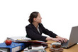 Foto: Junge Frau im Büro unter Stress Junge Frau im Büro unter Stress