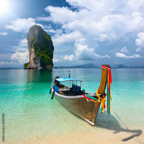 Photo: Longtail Longtail