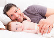 papa mit baby