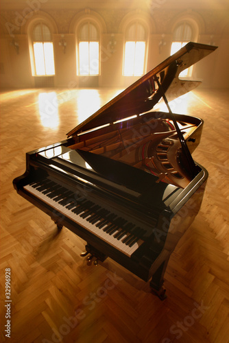 Foto: Grand Piano in Light II Grand Piano in Light II