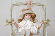 Poupée de porcelaine Poupée de porcelaine