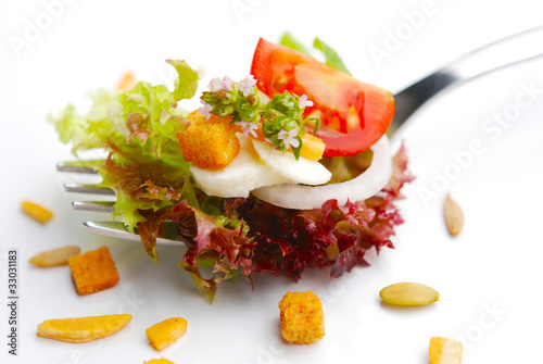 Photo: salat - nüsse - körner salat - nüsse - körner