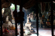 buddha statues