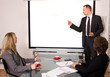 Junges Business Team in einer Besprechung
