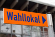 Hinweisschild Wahllokal