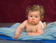 Foto: sweet baby is looking in to the camera sweet baby is looking in to the camera