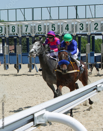 Photo: Horse racing. Horse racing.