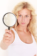 Foto: Melanom suche mit der Lupe Melanom suche mit der Lupe