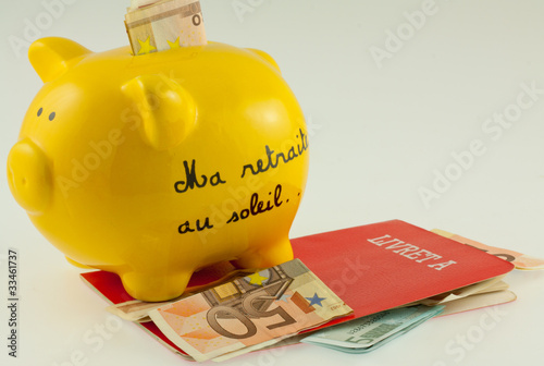 Photo: retraite au soleil, tirelire, livret A retraite au soleil, tirelire, livret A