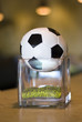 Fussball in einem Glas