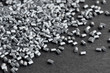 silbermetallisches Kunststoffgranulat