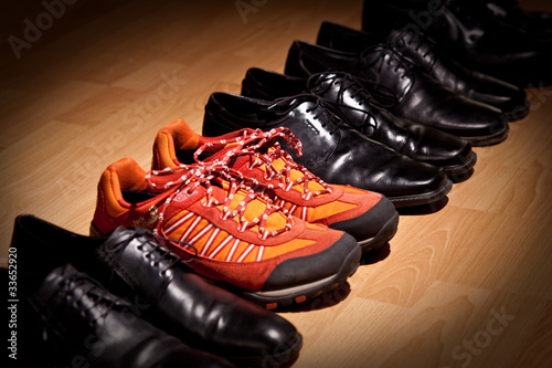 Photo: Schwarze und Sportschuhe Schwarze und Sportschuhe
