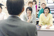 講義を楽しむ学生