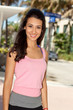 Foto: Pretty young woman outdoors in Miami Beach. Pretty young woman outdoors in Miami Beach.