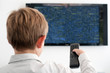Foto: Junge schaut TV Junge schaut TV