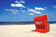 Roter Strandkorb am Meer 2012