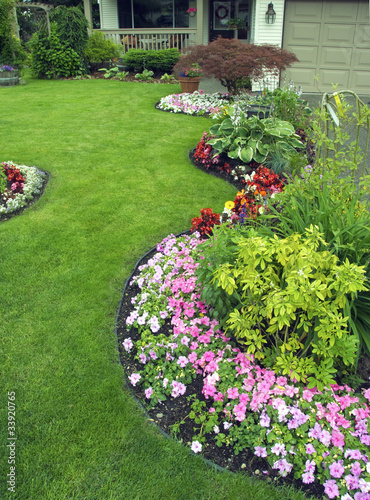 Photo: Manicured Yard Manicured Yard