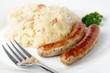 Nürnberger Rostbratwürstchen mit Sauerkraut