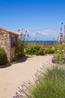 La façade et la plage