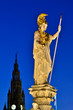 wien Parlament Statue