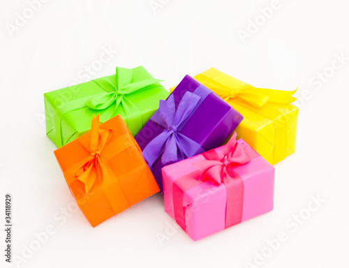 Photo: bunte geschenke bunte geschenke