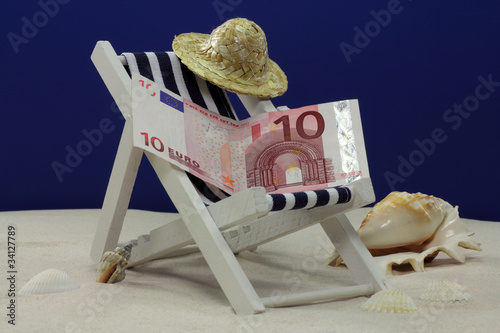 Foto: 10 euro auf sonnenliege 10 euro auf sonnenliege