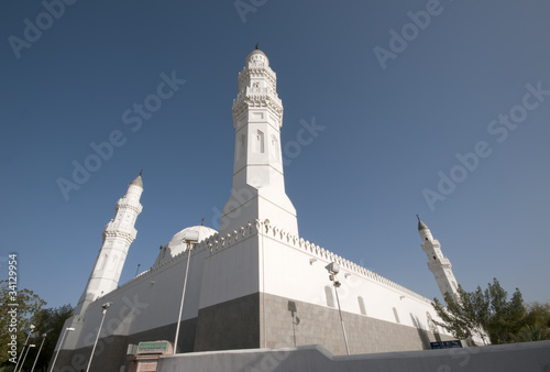 Photo: MEDINA, SAUDI ARABIA-APRIL 21 : Muslims at the compound of Masji MEDINA, SAUDI ARABIA-APRIL 21 : Muslims at the compound of Masji