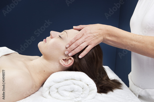 Photo: massage ayurédique des tempes massage ayurédique des tempes