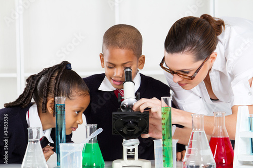 Photo: elementary science class elementary science class