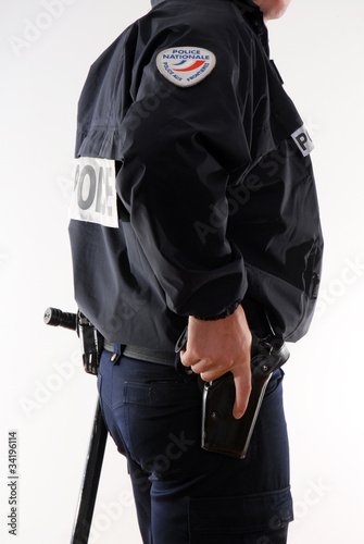 Photo: policier tonfa arme intervention sécurité policier tonfa arme intervention sécurité