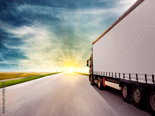 Foto: Truck at Sunset Truck at Sunset