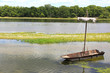 barque sur une rivière barque sur une rivière