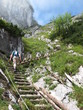 über steile treppen zum gipfel