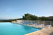 Leerer Pool am Nachmittag