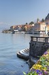village sur le lac de come