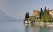 villa sur le lac de come