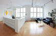 Foto: Modernes Loft Raum mit Tresen und Sitzecke Modernes Loft Raum mit Tresen und Sitzecke