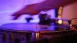 Video: DJ am Plattenteller DJ am Plattenteller