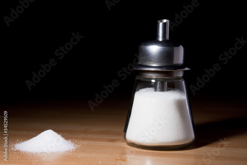 Photo: Sugar shaker and sugar pile Sugar shaker and sugar pile