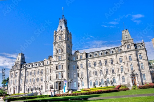 Photo: Le Bâtiment Principale du Parlement à Québec,Canada en HDR Le Bâtiment Principale du Parlement à Québec,Canada en HDR