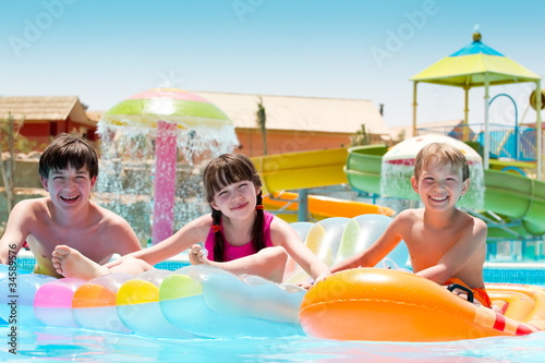Foto: Kids at water park Kids at water park