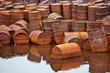 Foto: Rusty fuel and chemical drums on Arctic coast Rusty fuel and chemical drums on Arctic coast