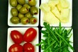 Oliven,Käse,Tomaten und Rucola