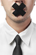 Foto: man in shirt and tie with closed mouth isolated on white man in shirt and tie with closed mouth isolated on white