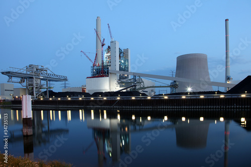 Photo: Kraftwerk am Rhein Kraftwerk am Rhein