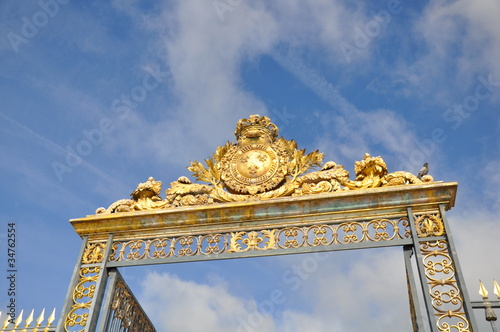 Foto: Versailles Palace Park golden gate Versailles Palace Park golden gate