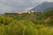 pueblo en la montaña, pirineos, españa